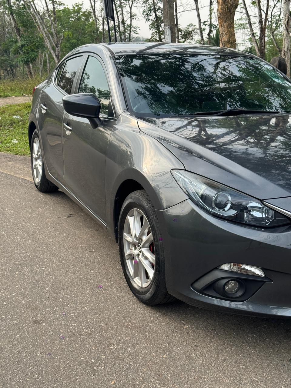 Mazda 3 2015