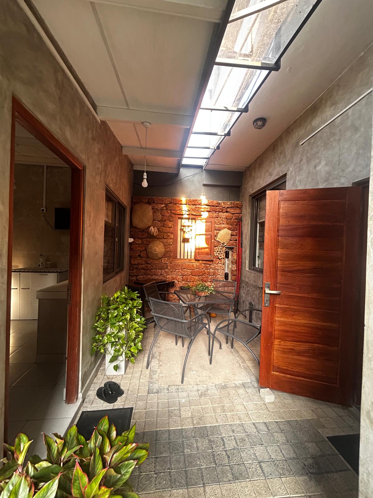 Two Storied Residential House with 18 Perch Land in Thalapathpitiya