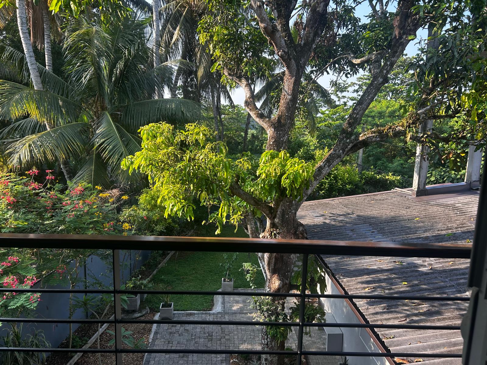 Two Storied Residential House with 18 Perch Land in Thalapathpitiya