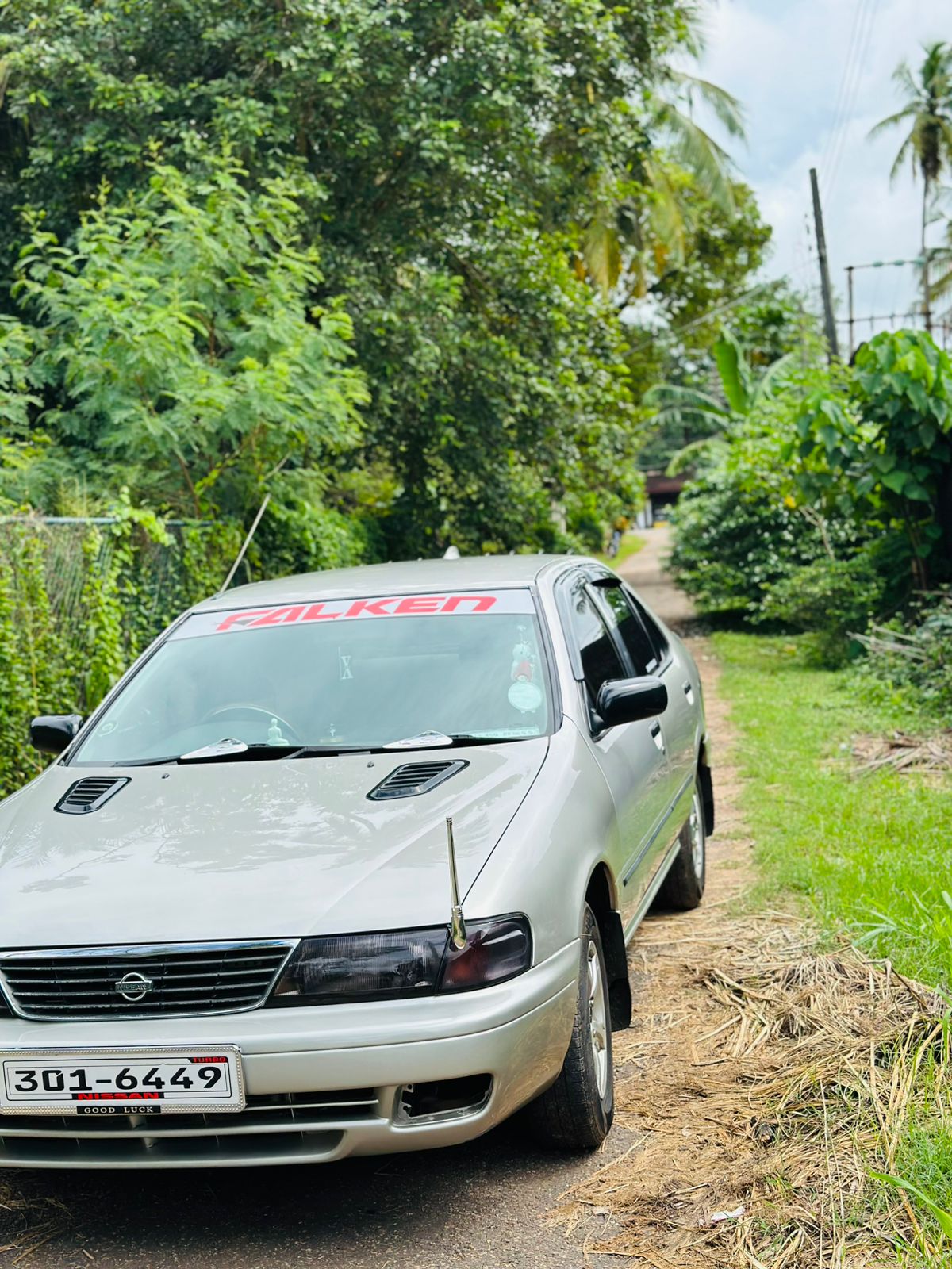 Nissan Sunny FB14 1996