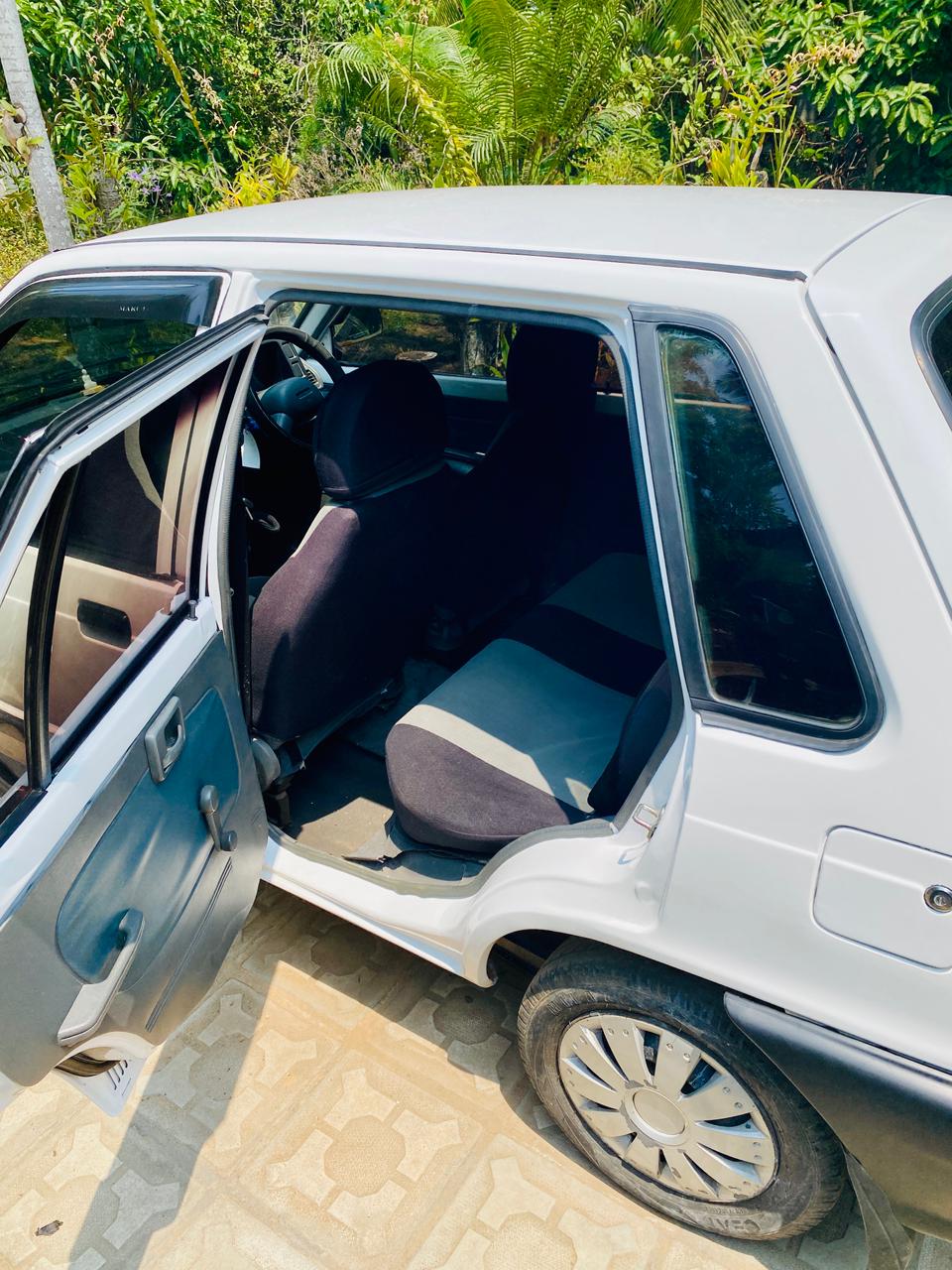 Maruti Suzuki 800 2005