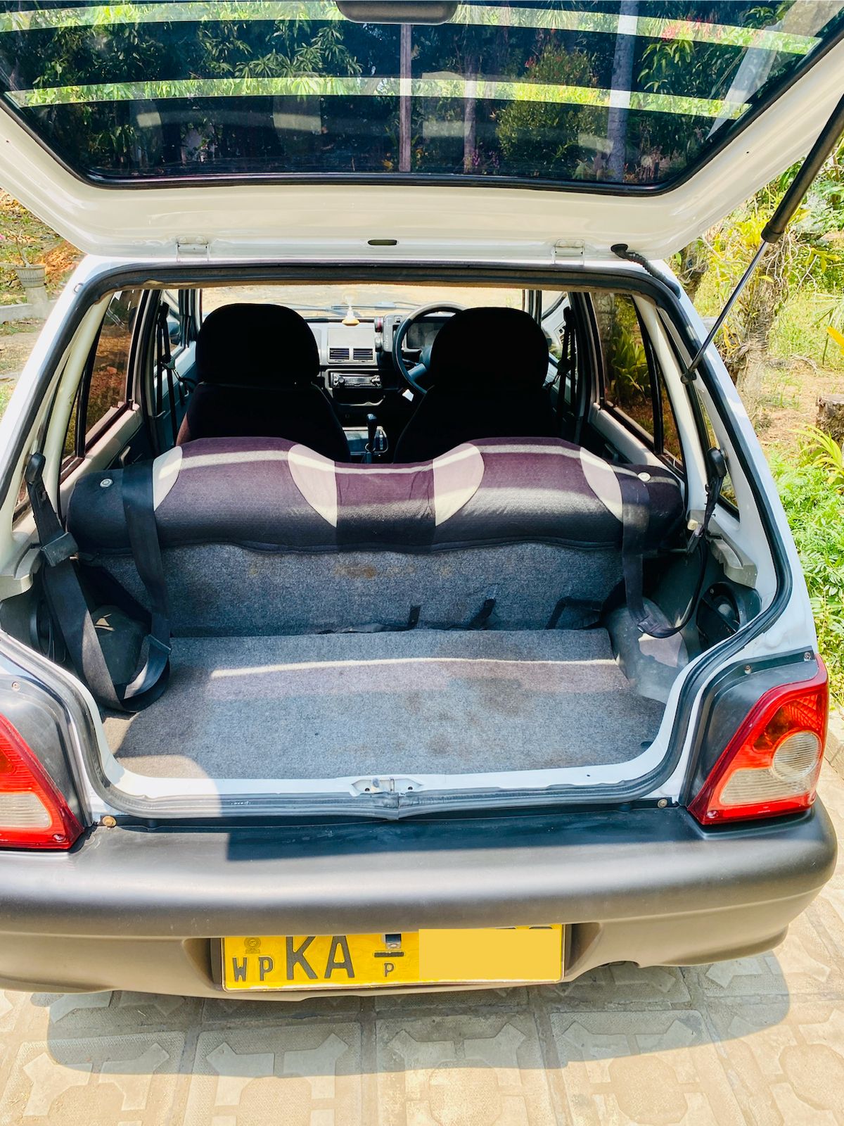 Maruti Suzuki 800 2005