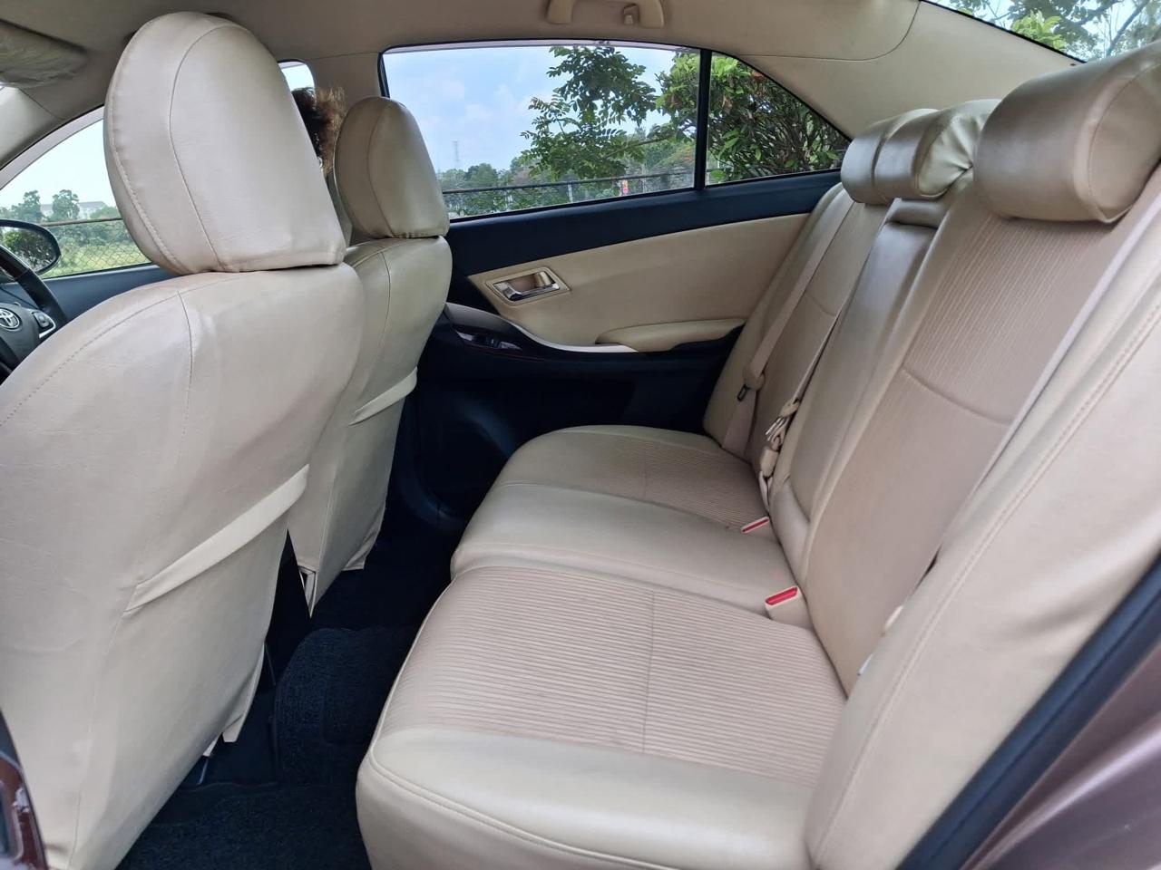 Toyota Premio G Superior 2017