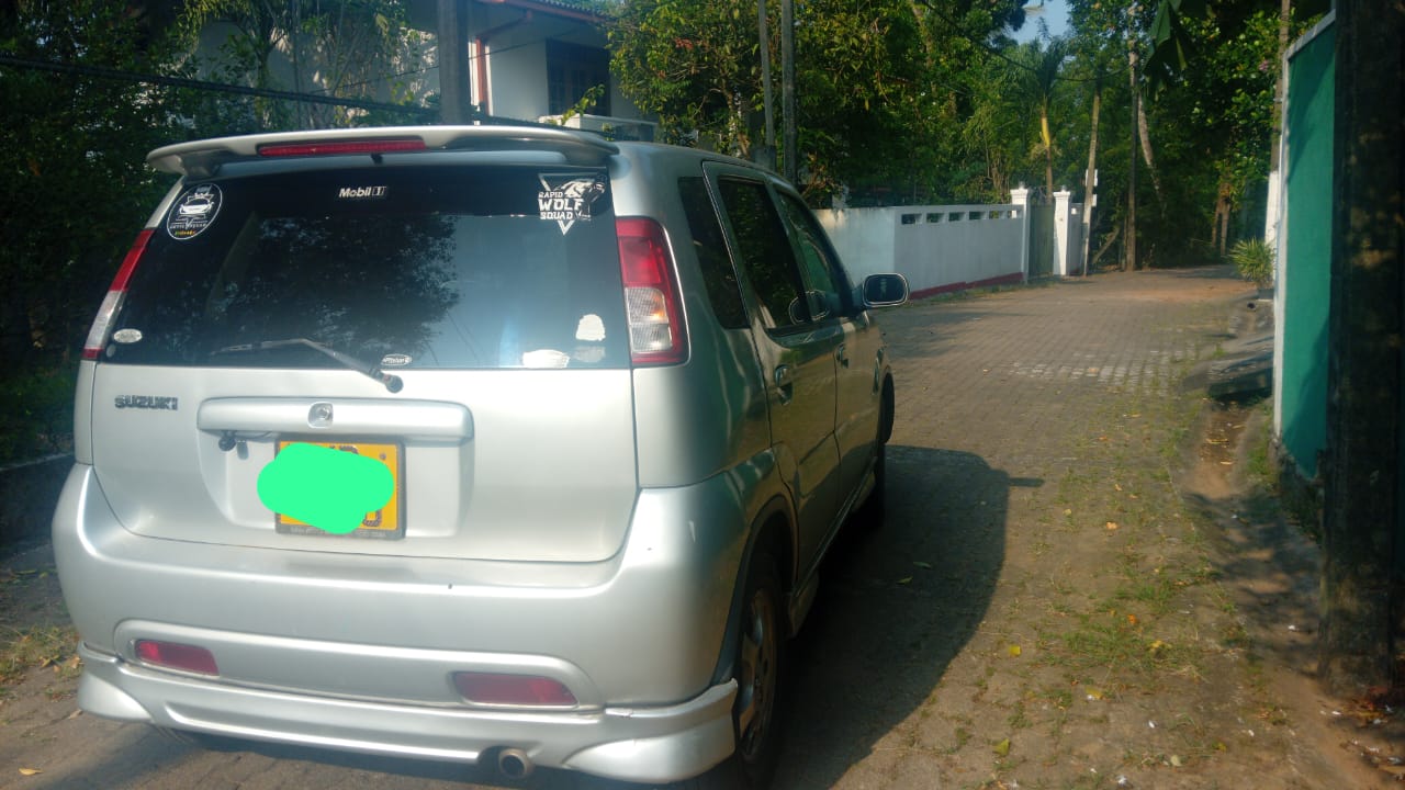 Suzuki Swift 2001
