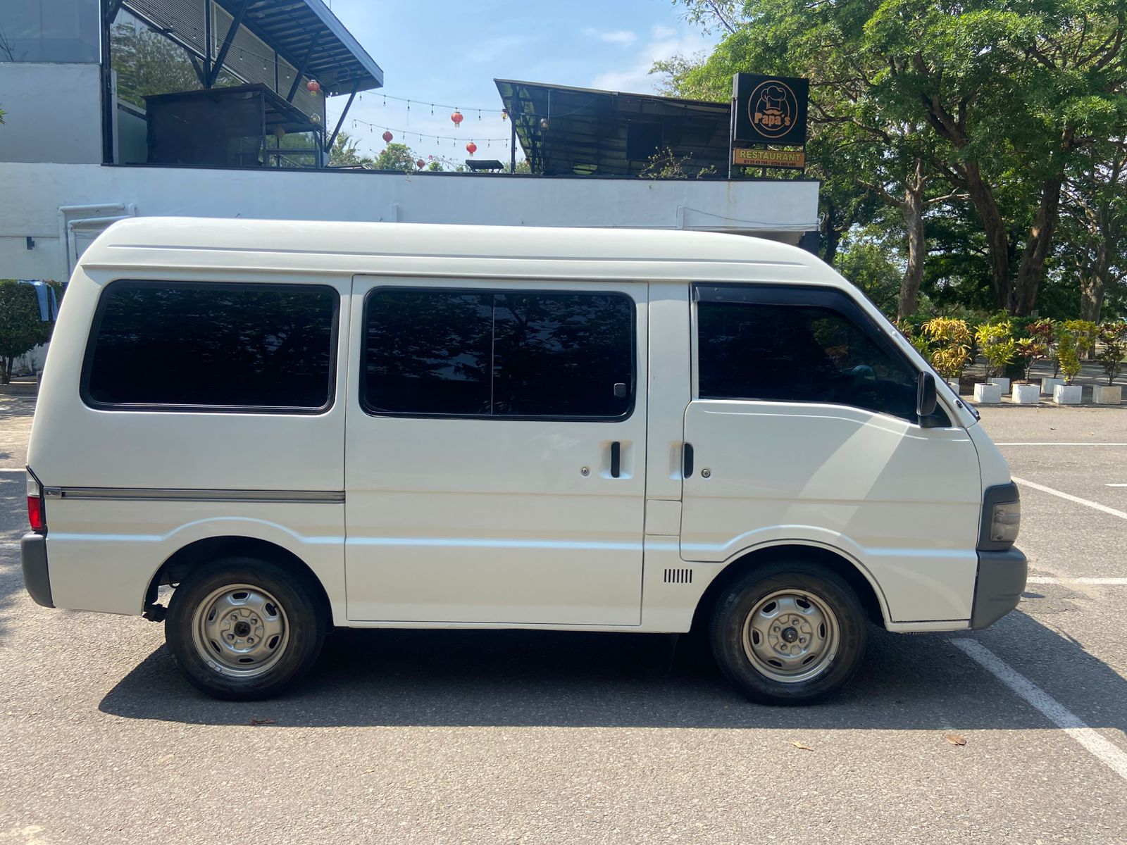 Mazda Bongo 1998