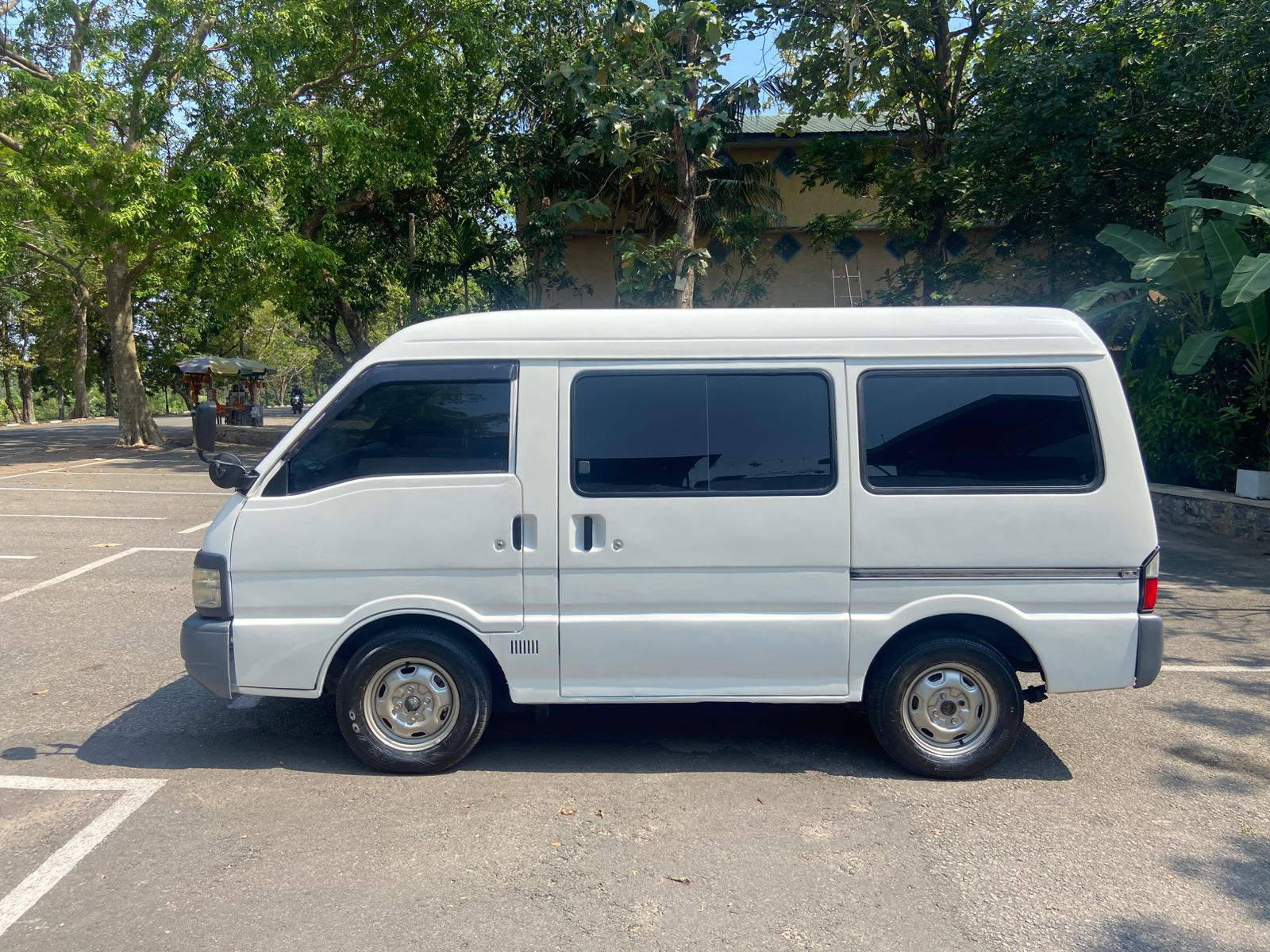 Mazda Bongo 1998