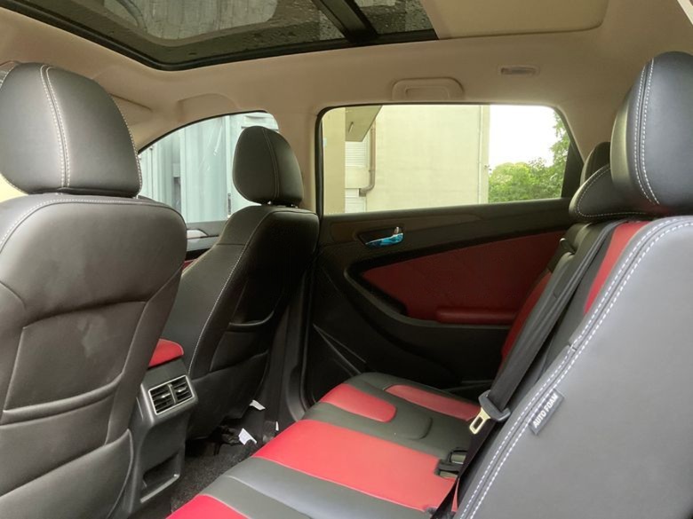 DFSK Glory I Auto Limited 2024