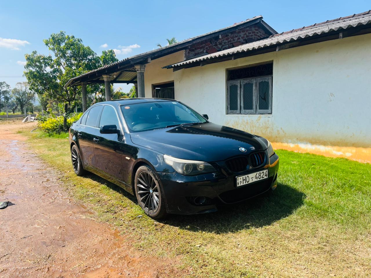 BMW E60 525i