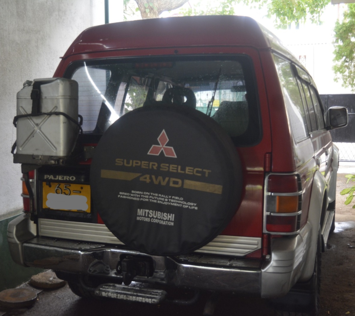 Mitsubishi Pajero V36 1995