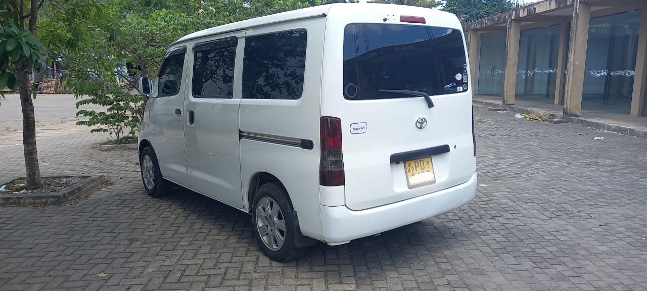 TOYOTA TOWNACE 402