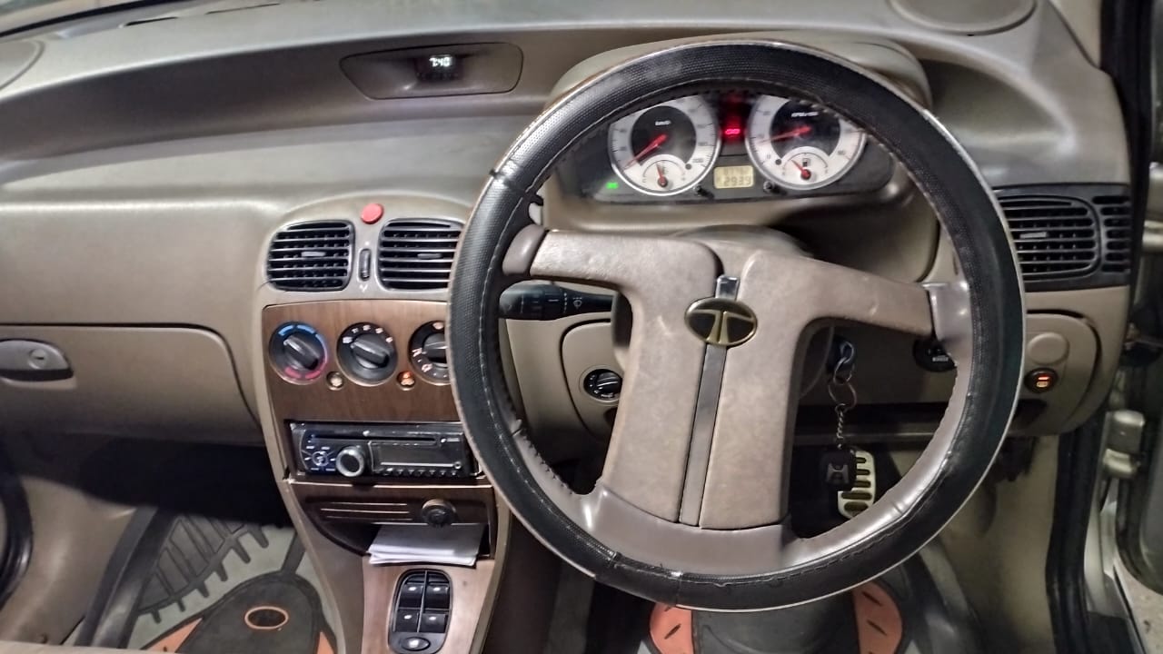 Tata Indigo Saloon 2011