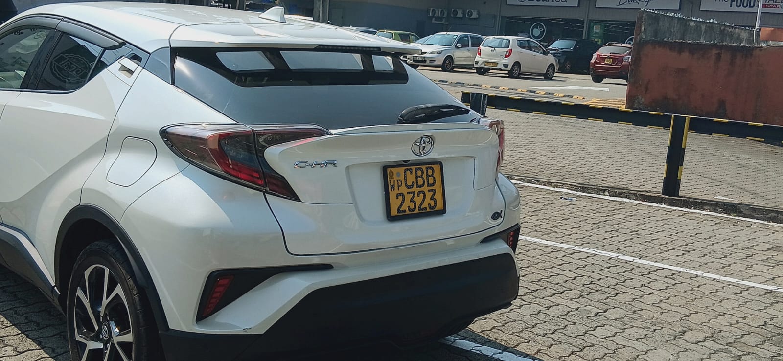 Toyota CHR NGX 50 AWD 2017