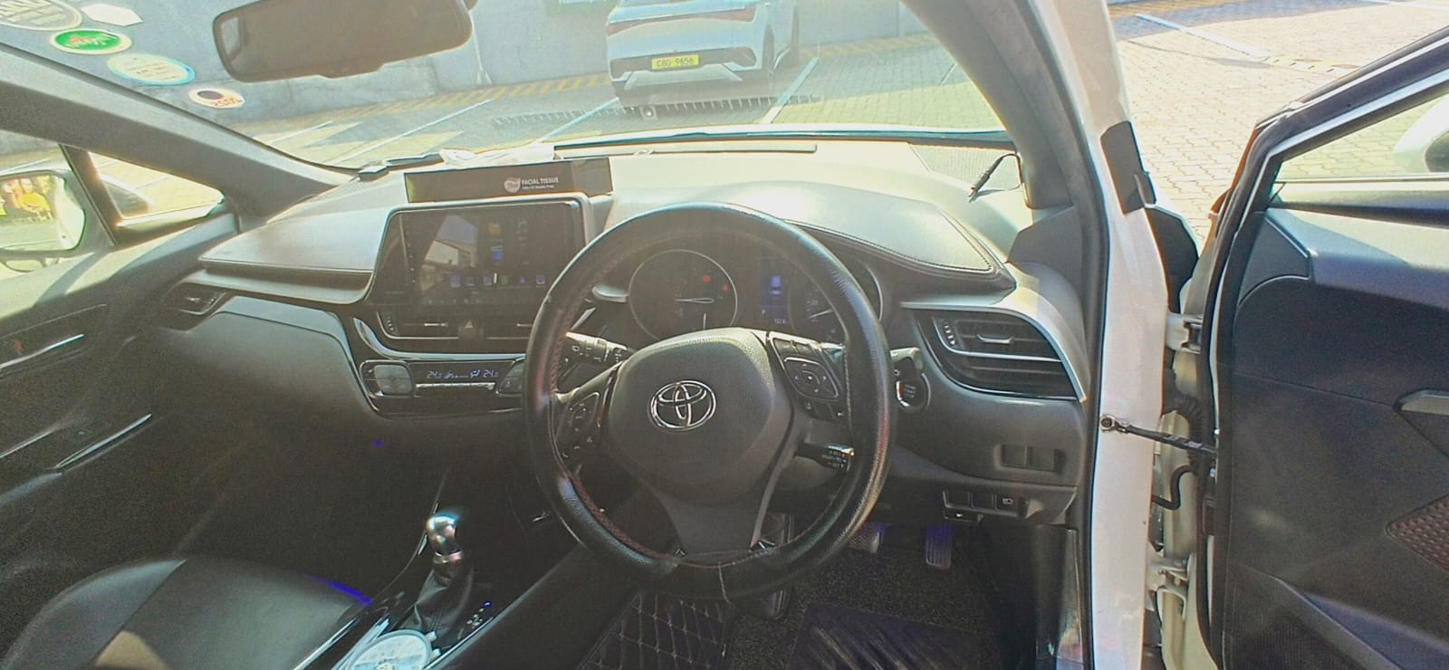 Toyota CHR NGX 50 AWD 2017