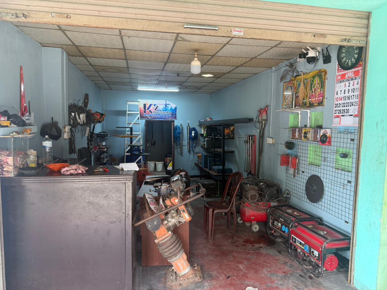 Prime Commercial Land with Shops for Sale Ampara