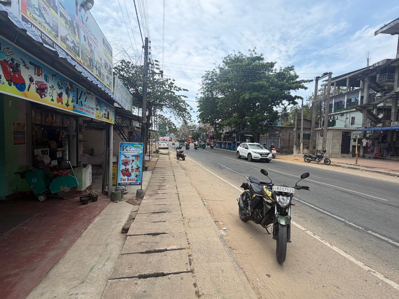Prime Commercial Land with Shops for Sale Ampara