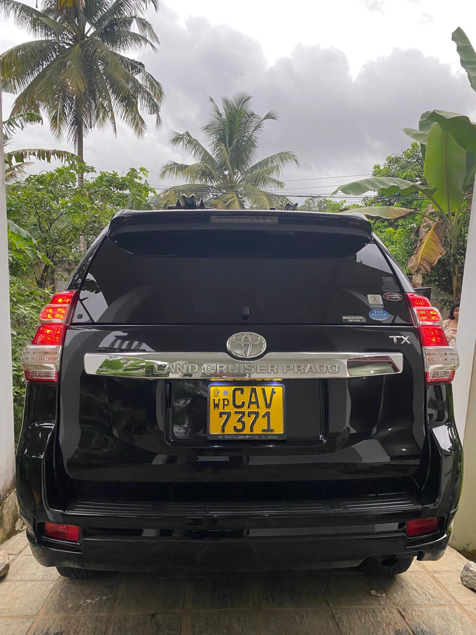 1/9 Toyota Land Cruiser Prado TX 2017