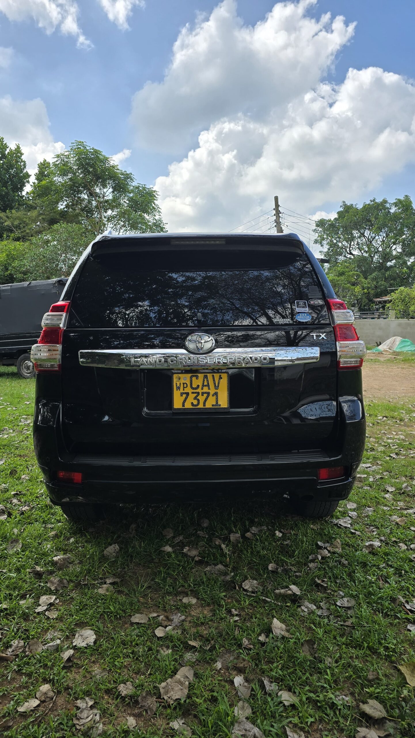 1/9 Toyota Land Cruiser Prado TX 2017