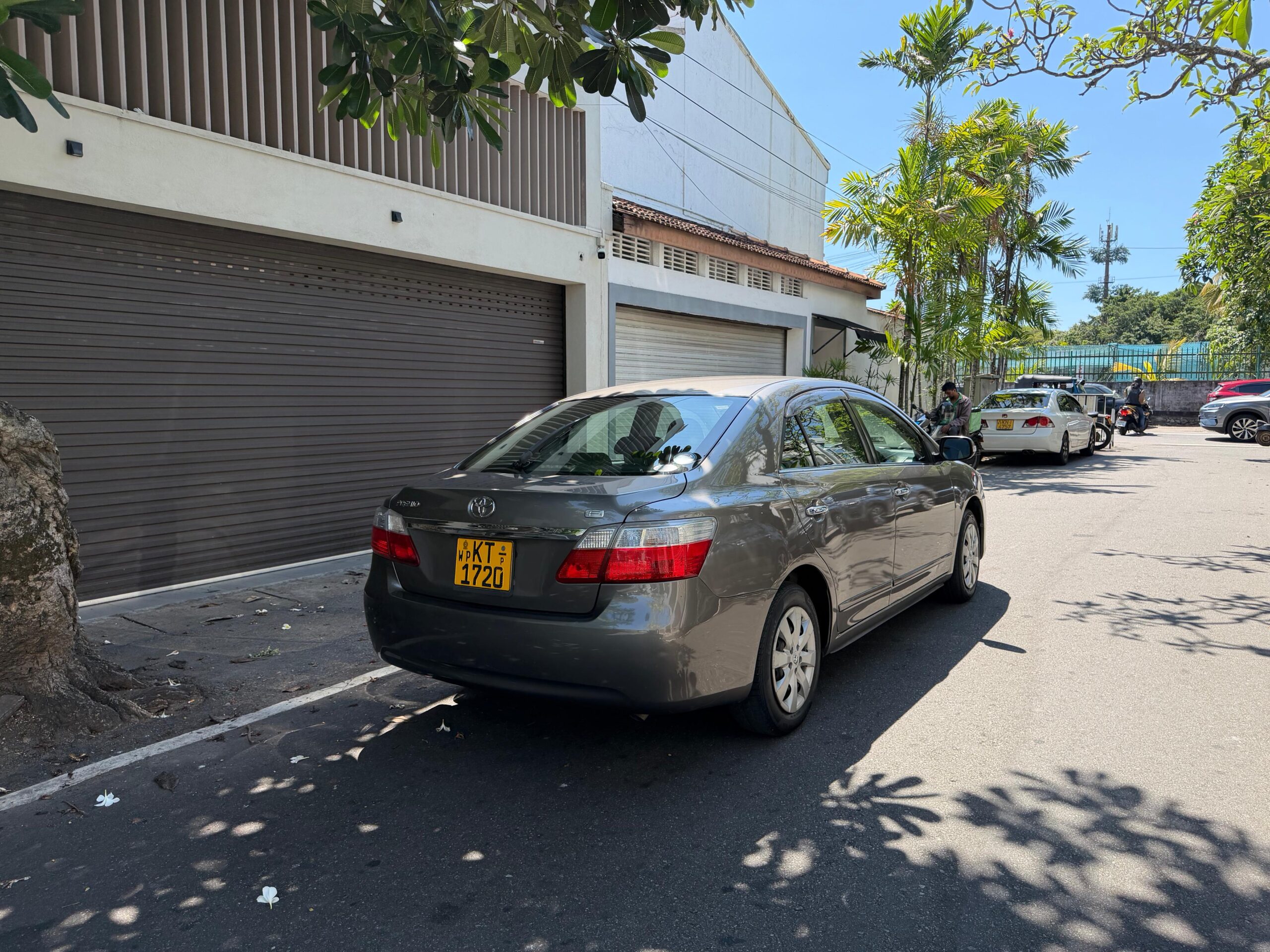 Toyota Premio F 2010