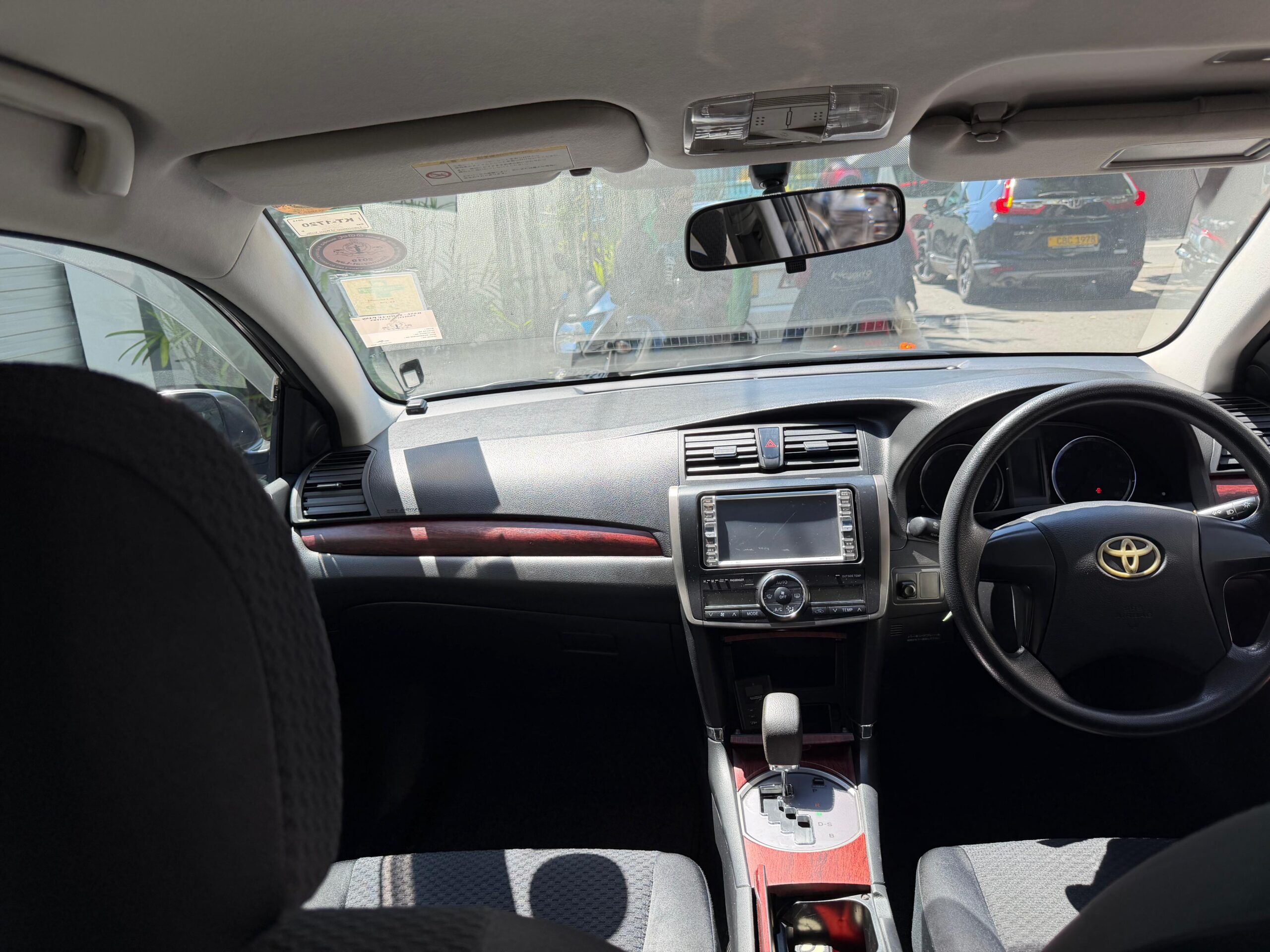 Toyota Premio F 2010