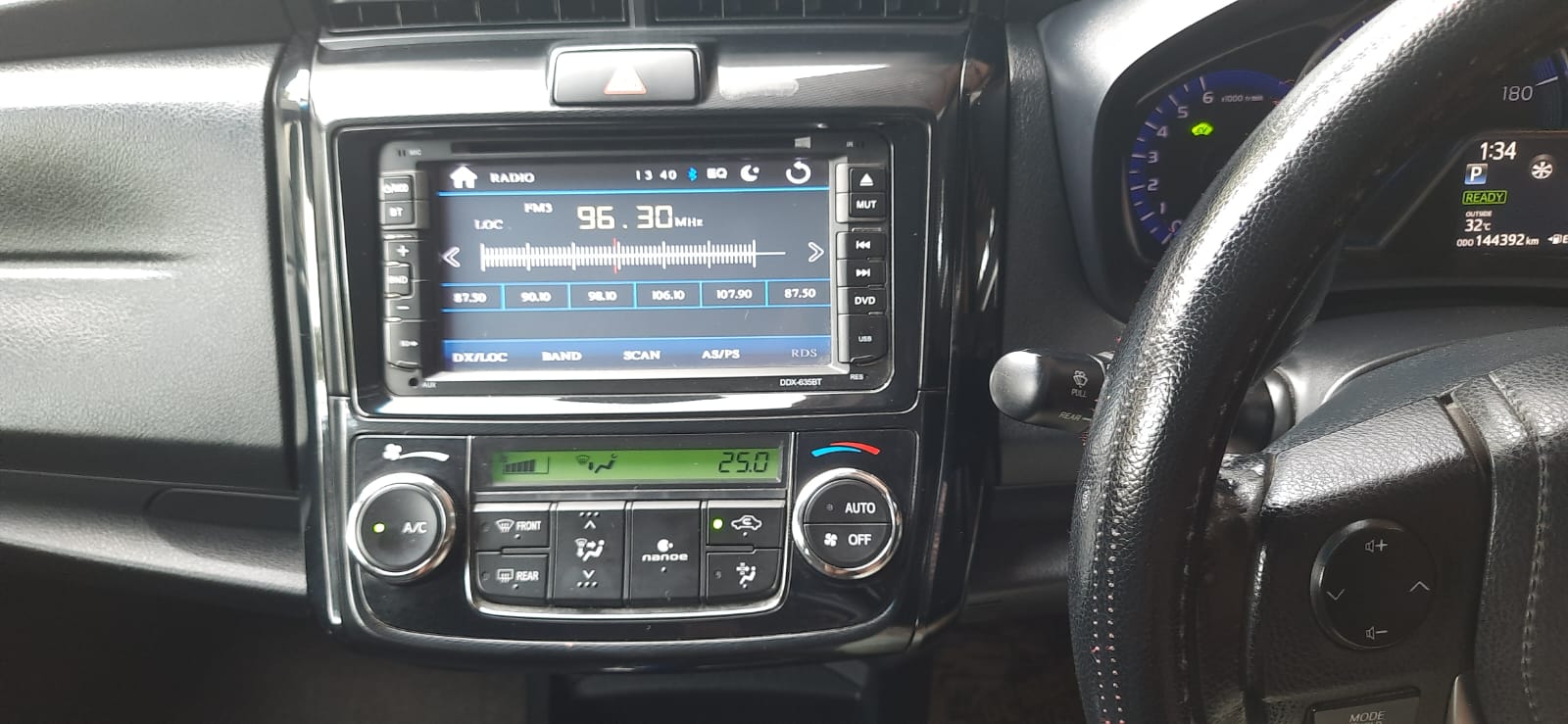 Toyota Axio Hybrid G Grade 2014