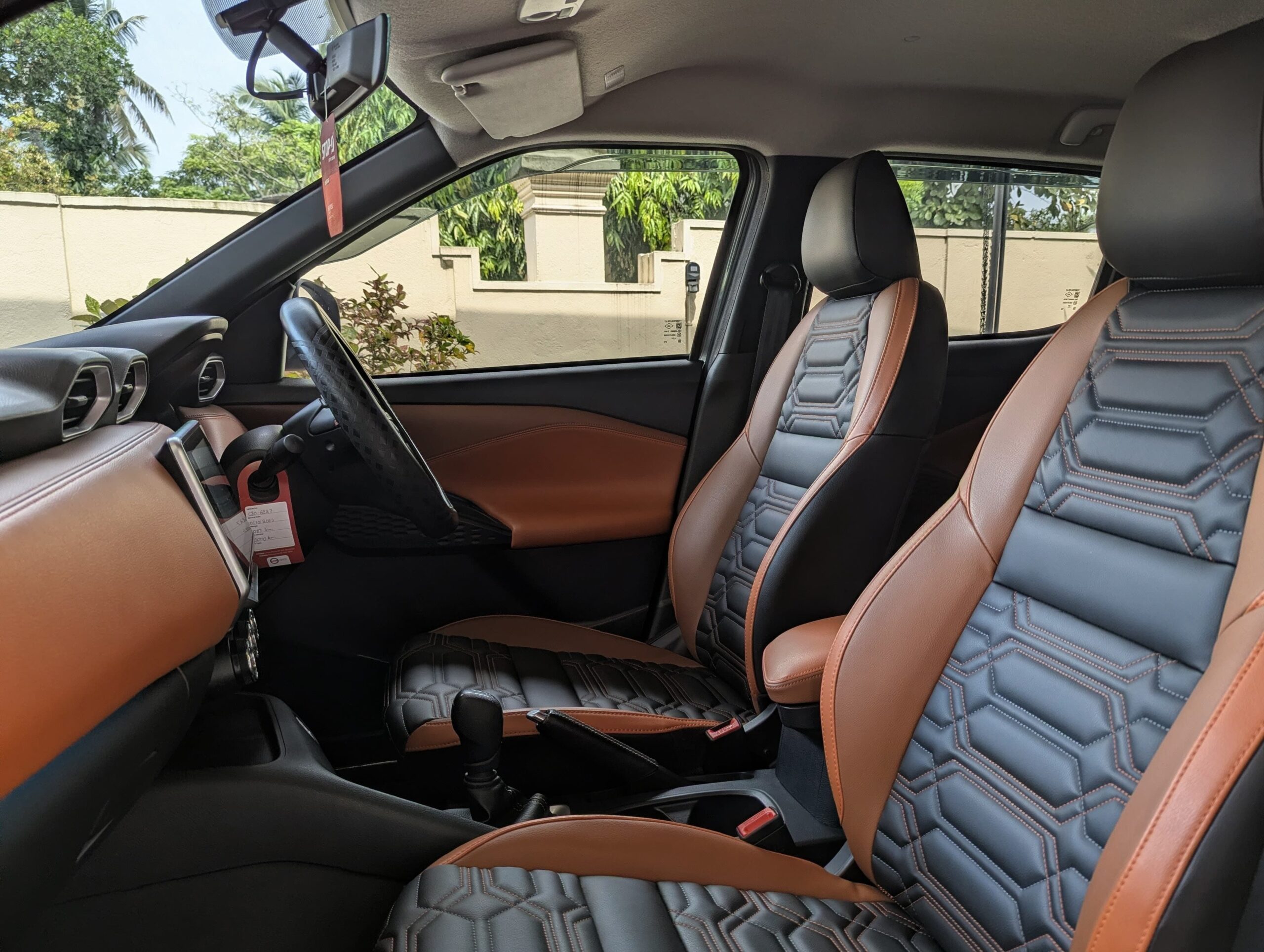 Nissan Magnite Tekna+ EZ-Shift 2025