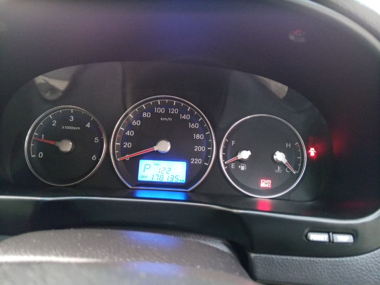 Hyundai Santa Fe Jeep 2012