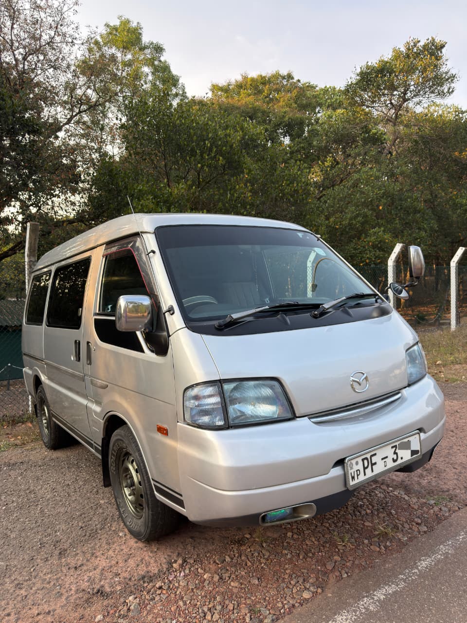 Mazda Bongo GL 2009