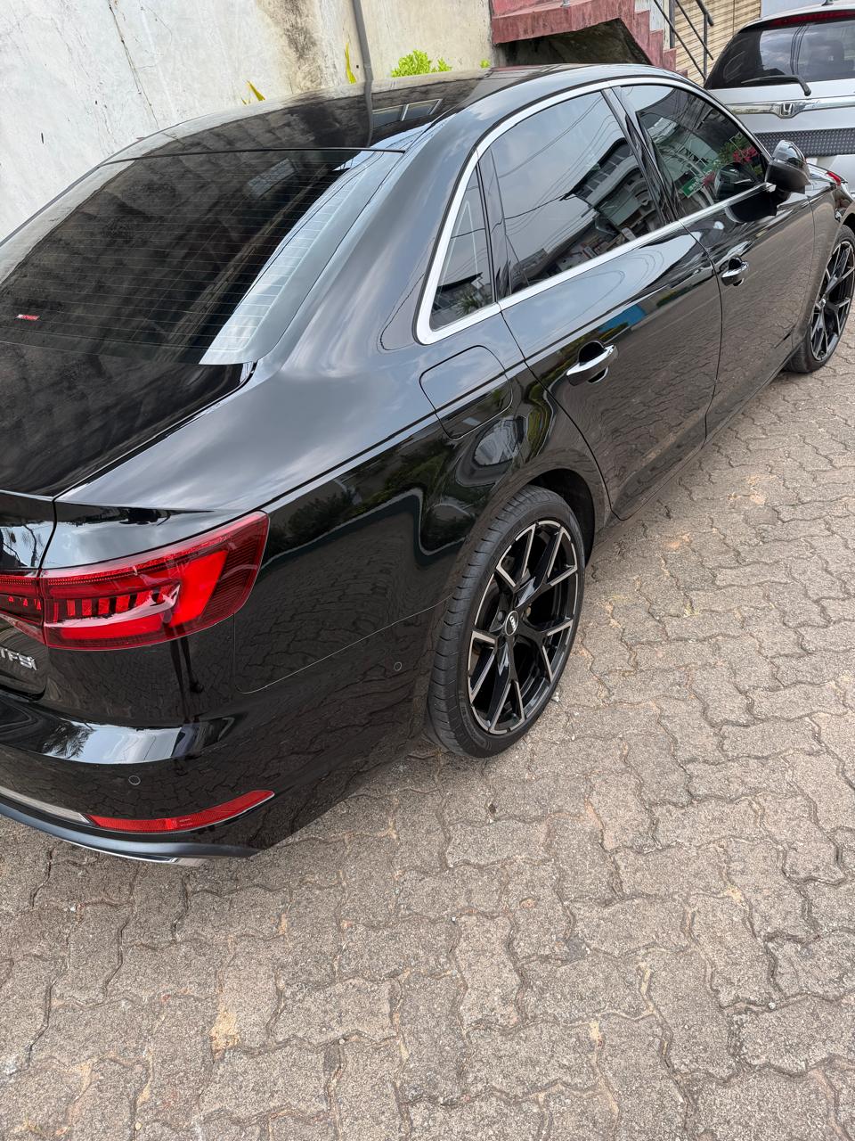 Audi A4 Standard 2020