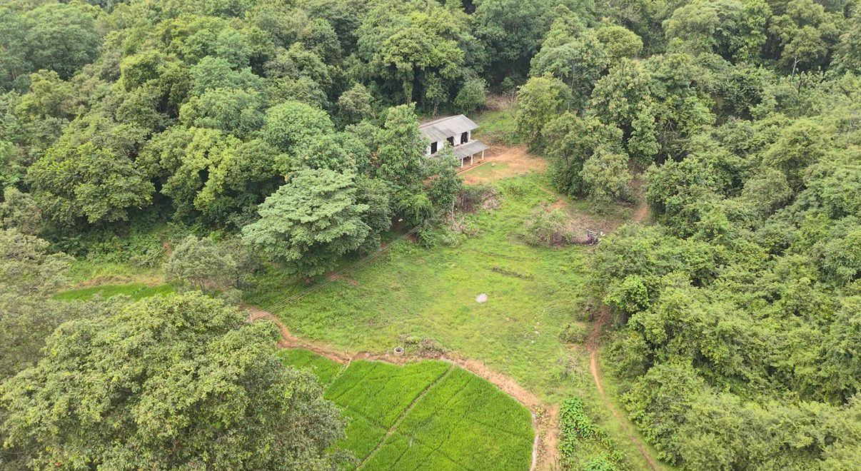 මහියංගණයෙන් අක්කර 1ක තට්ටු 2ක නිවසක් විකිණීමට