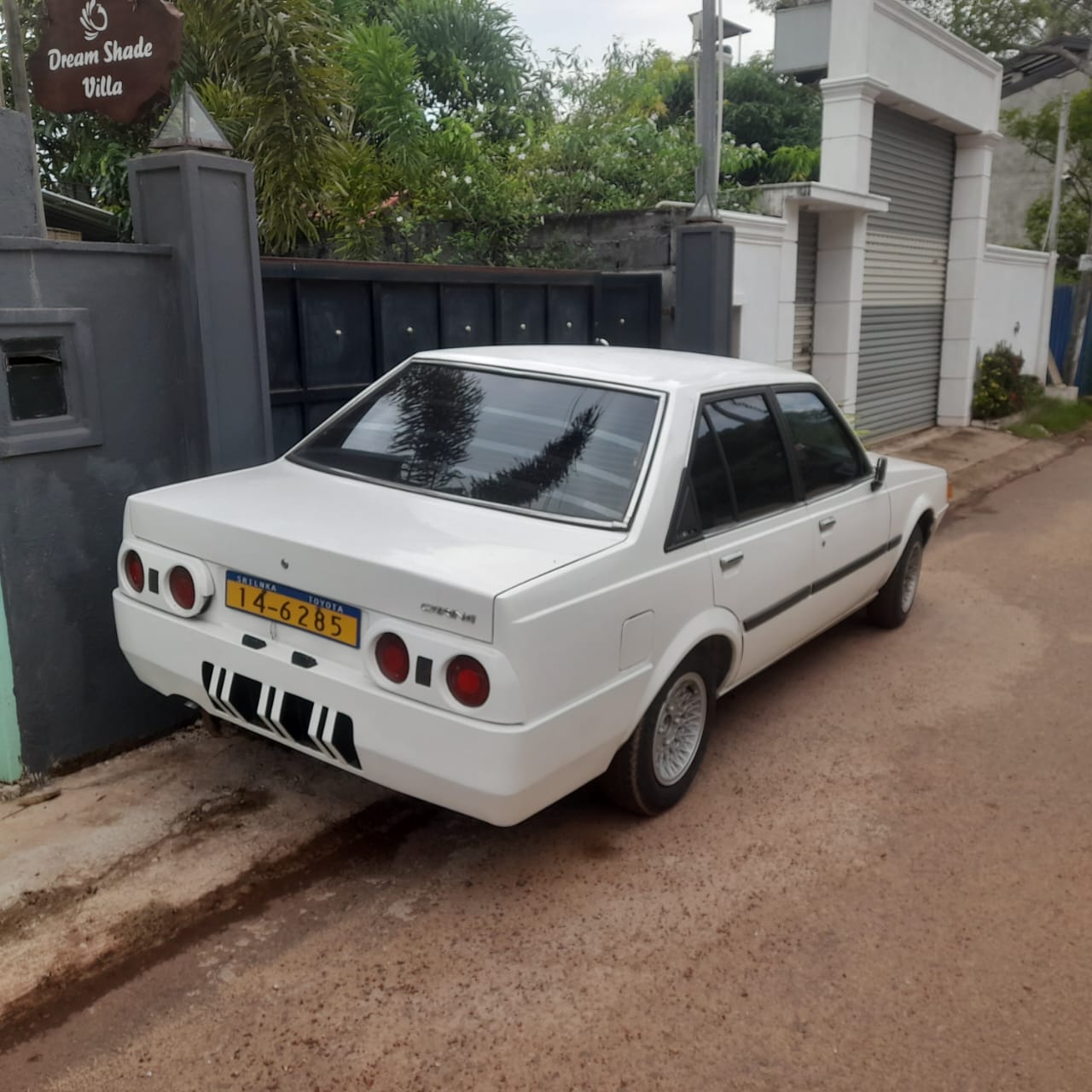 Toyota Carina AA60 1983