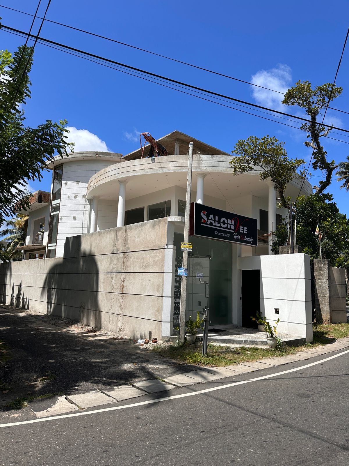 Modern Luxury Three Storey House for Sale – Bokundara