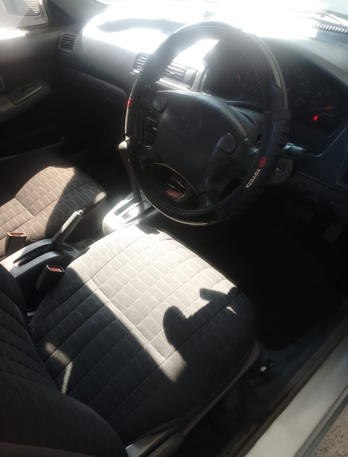 Toyota Soluna Semi Options 1999