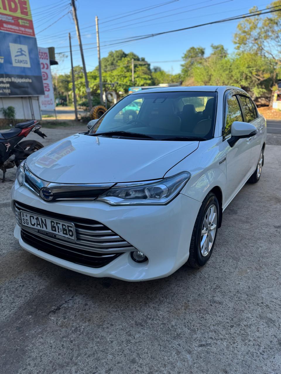 Toyota Axio NKE165 2015