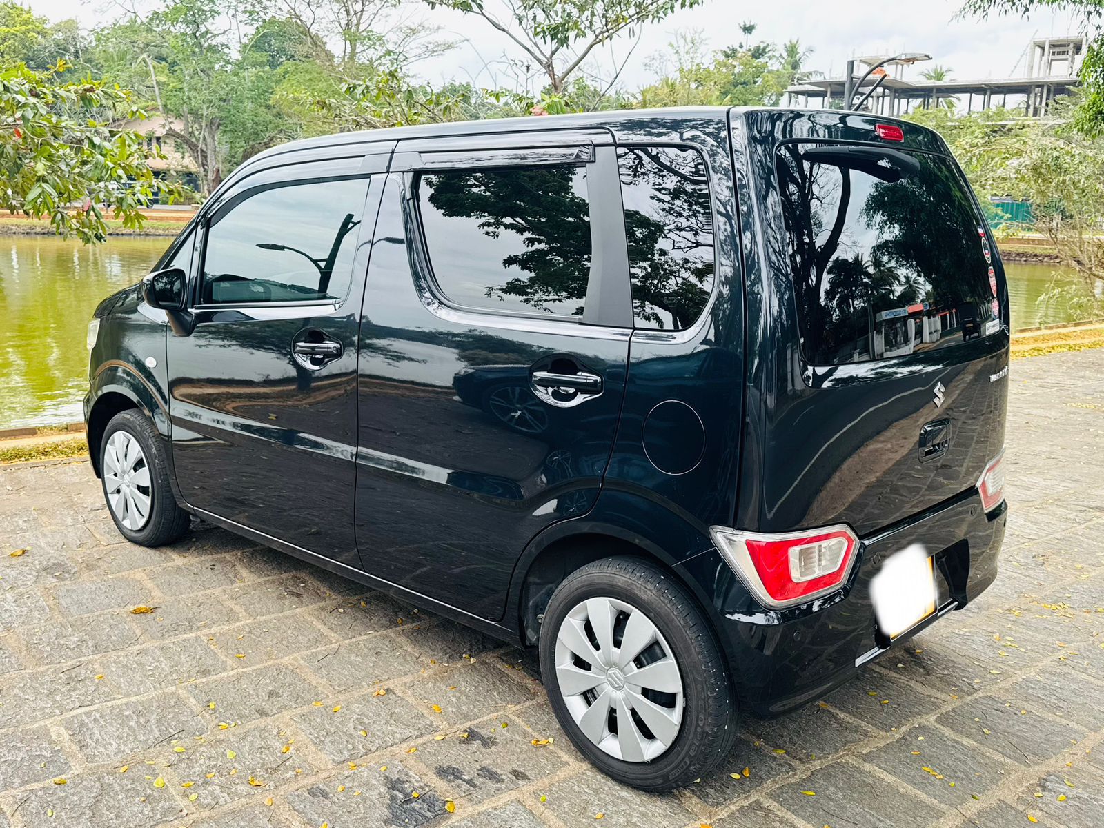Suzuki Wagon R FX 2024