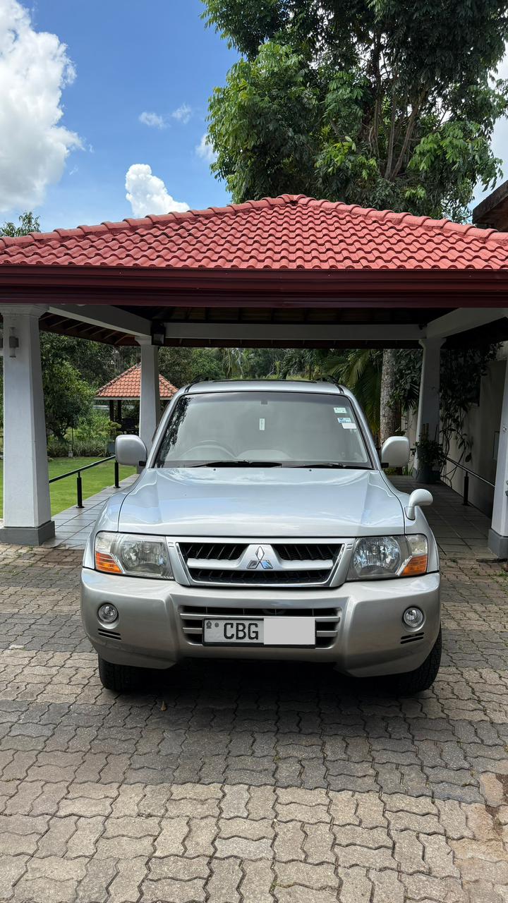 Mitsubishi Pajero 2007