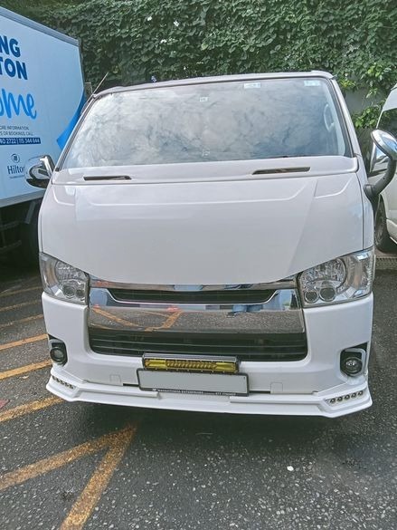 Toyota KDH Flat roof 2015