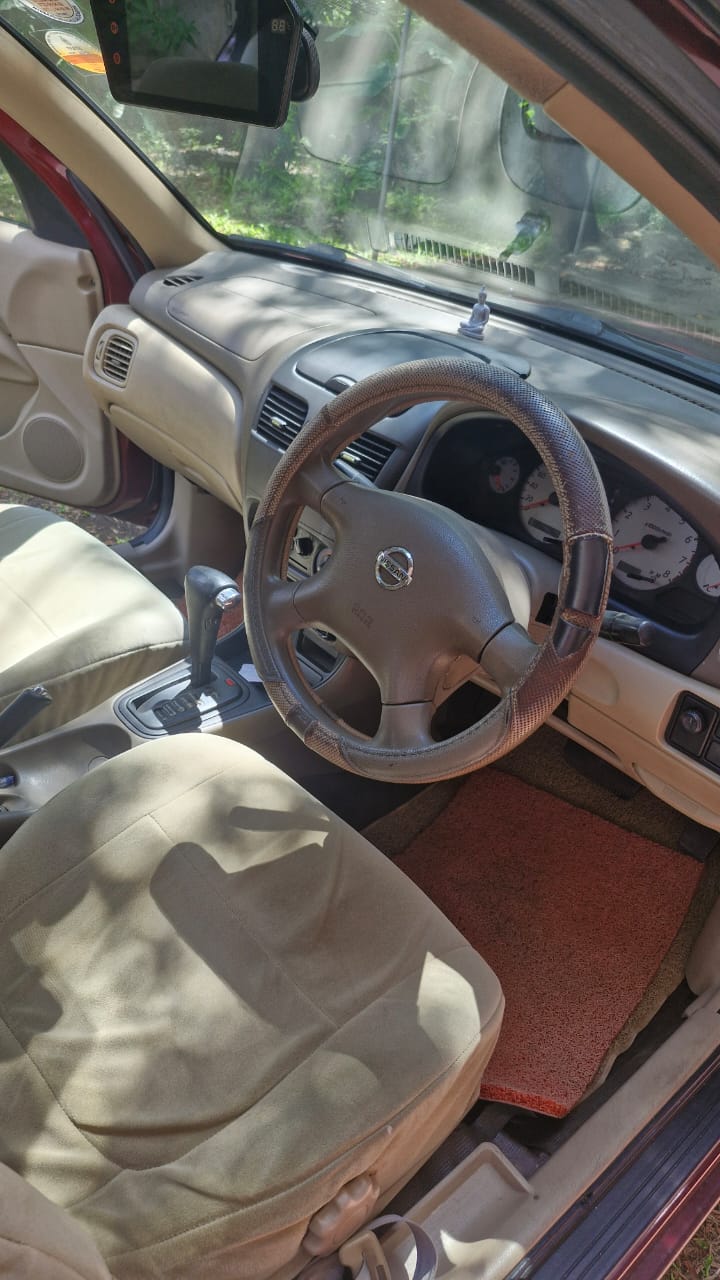 Nissan Sunny 2008