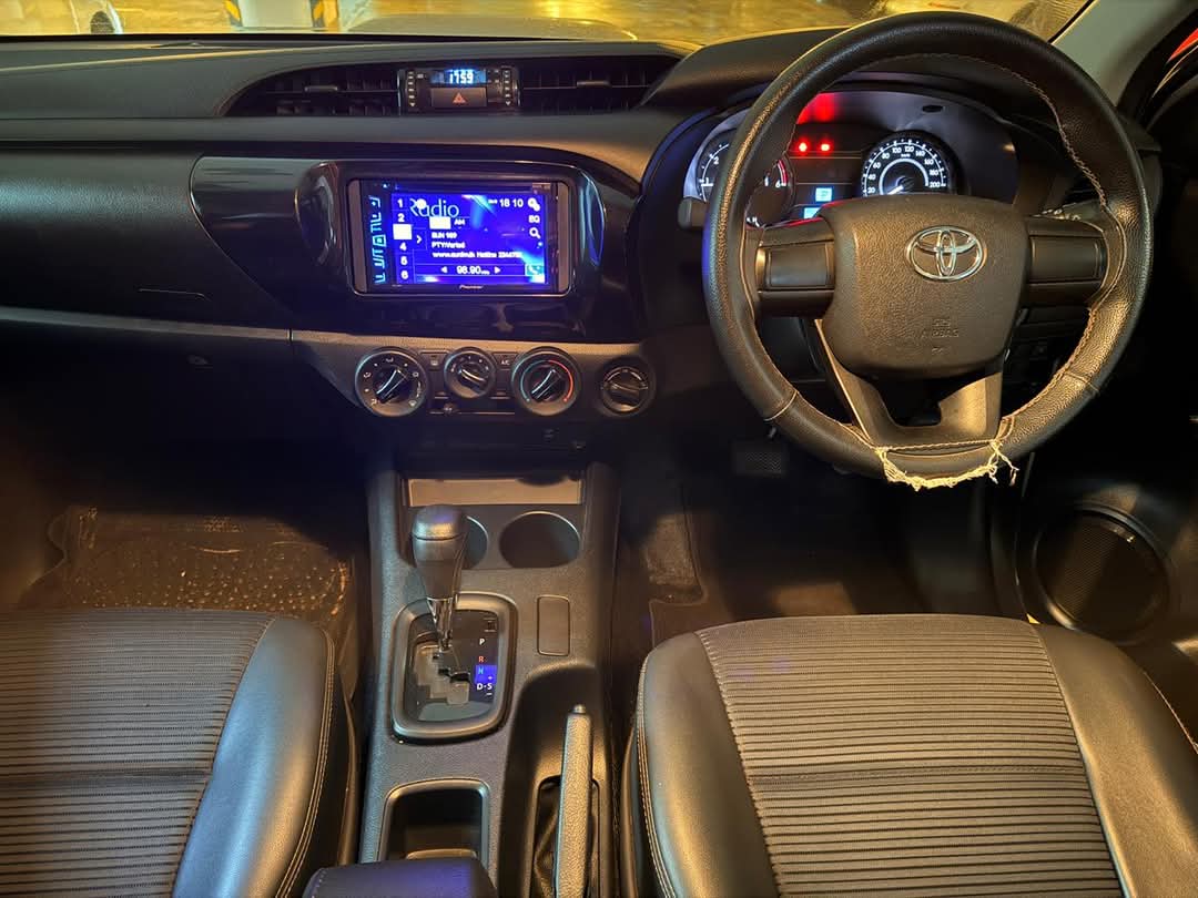 Toyota Hilux 2016