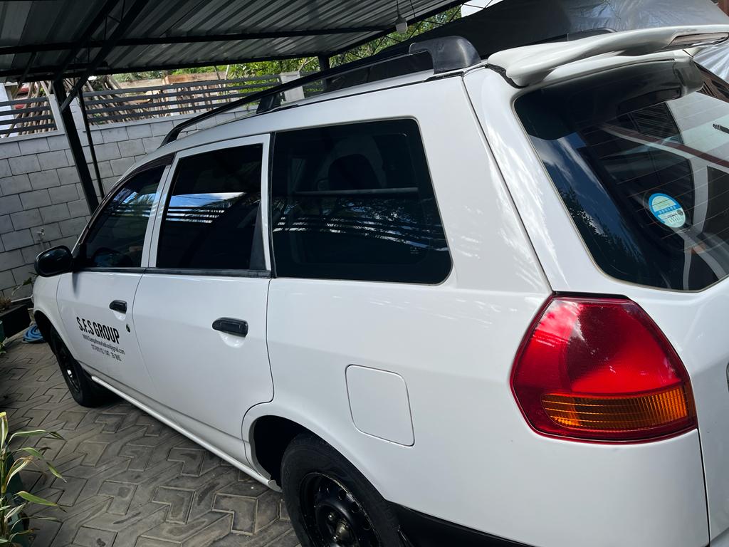 Nissan AD Wagon 2003
