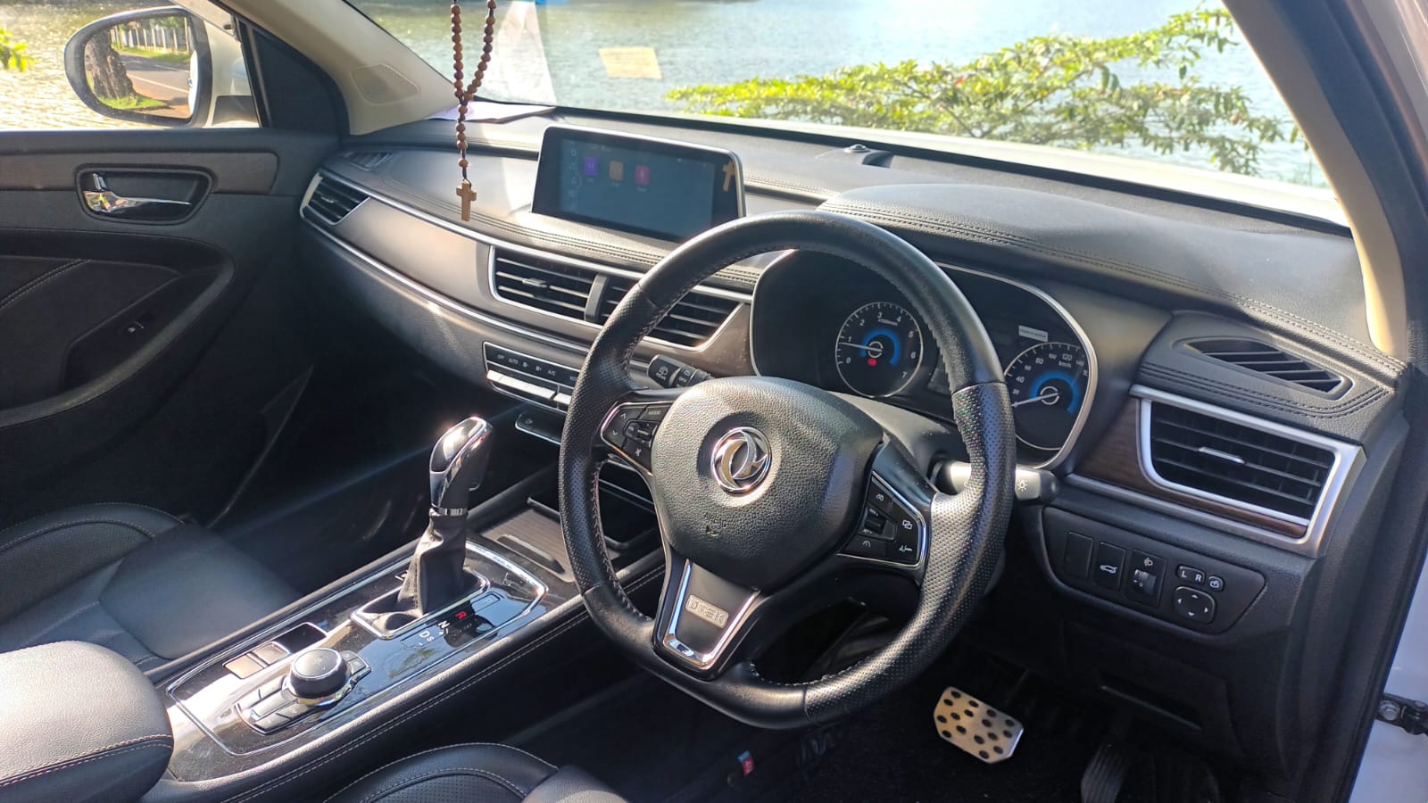 DFSK Glory I-Auto SUV 2023