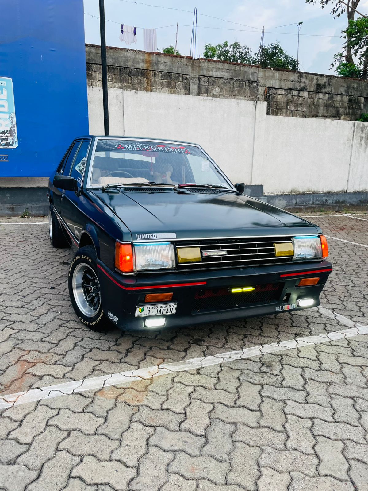 Mitsubishi Lancer Box 1982