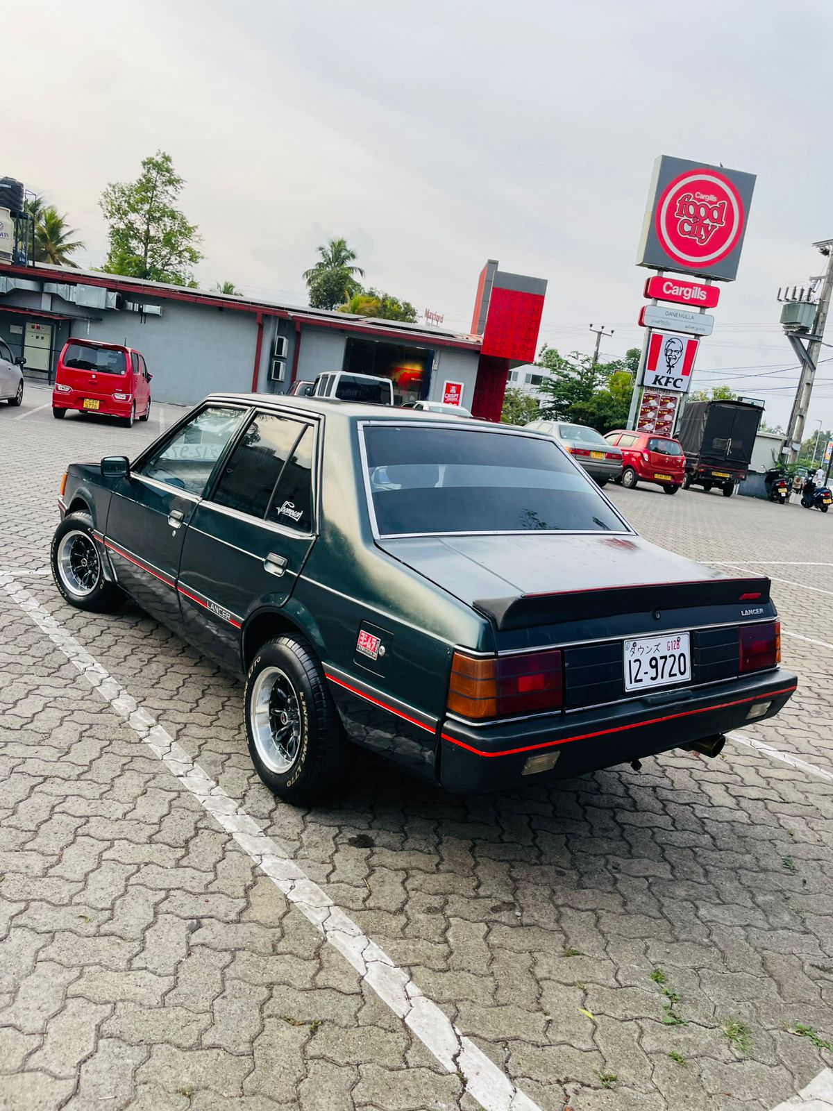 Mitsubishi Lancer Box 1982
