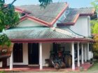 දෙමහල් නිවස සමග අක්කර දෙකක බිම් කොටස Monaragala