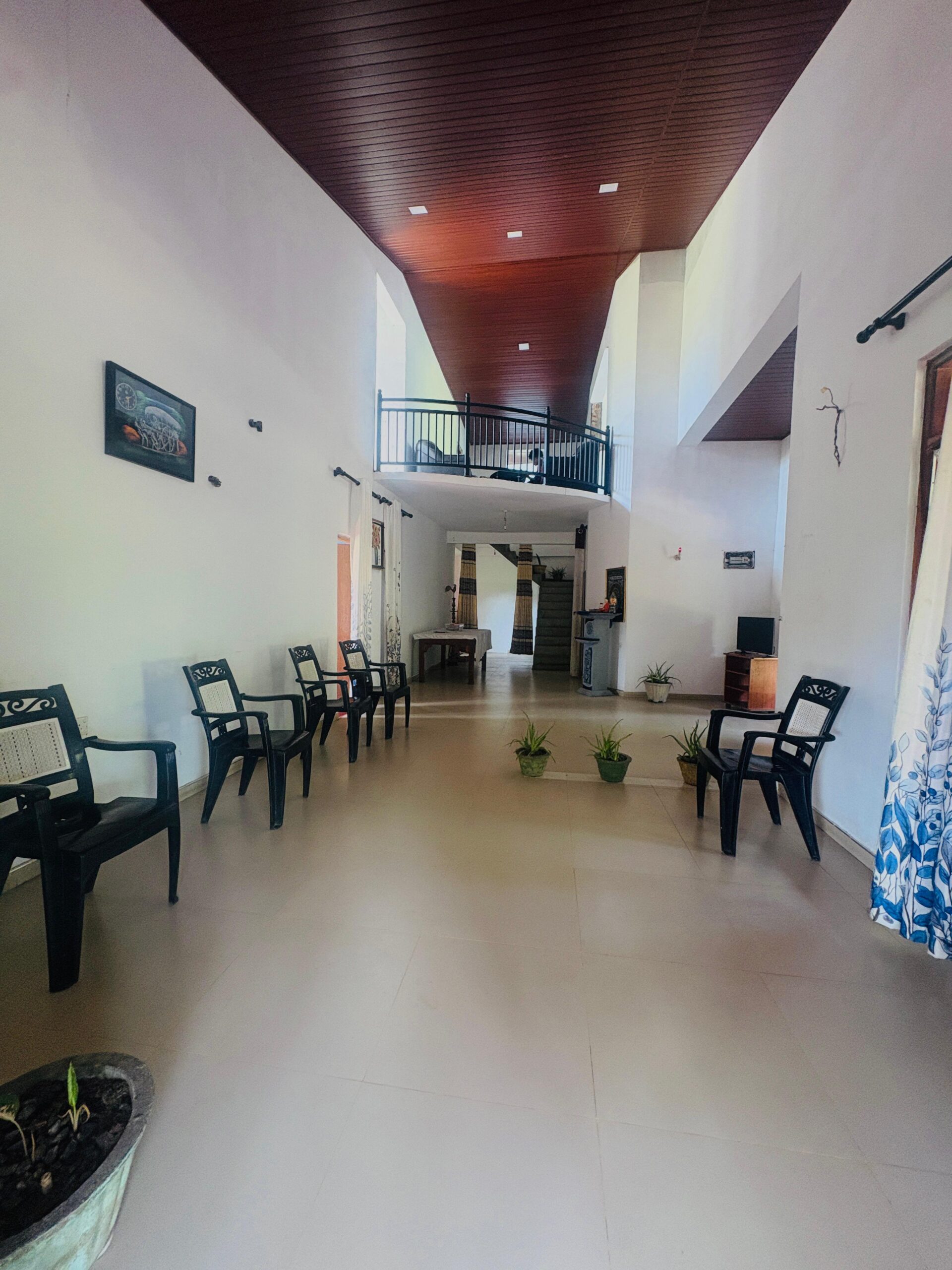 දෙමහල් නිවස සමග අක්කර දෙකක බිම් කොටස Monaragala