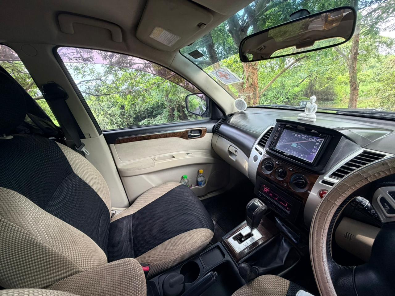 Mitsubishi Montero Sports 2012