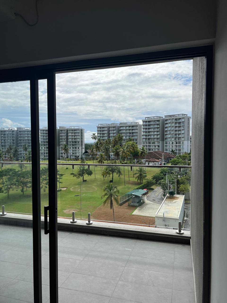 Canterbury golf Lexus apartment  Piliyandala