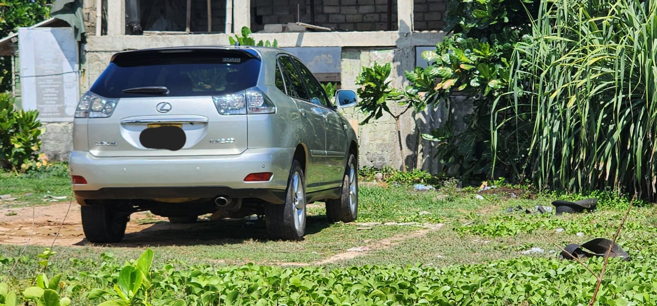 Toyota Harrier 2004