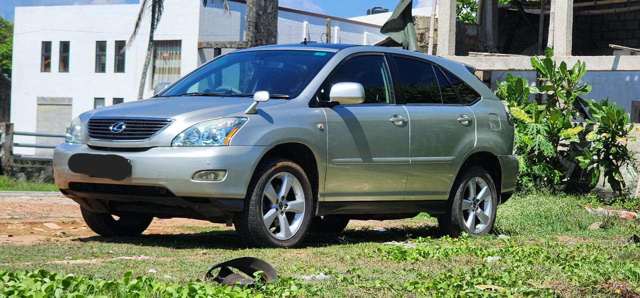 Toyota Harrier 2004