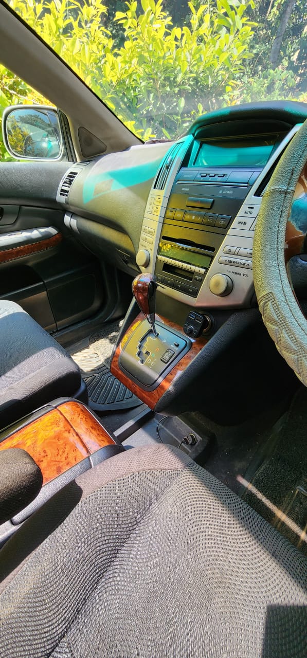 Toyota Harrier 2004