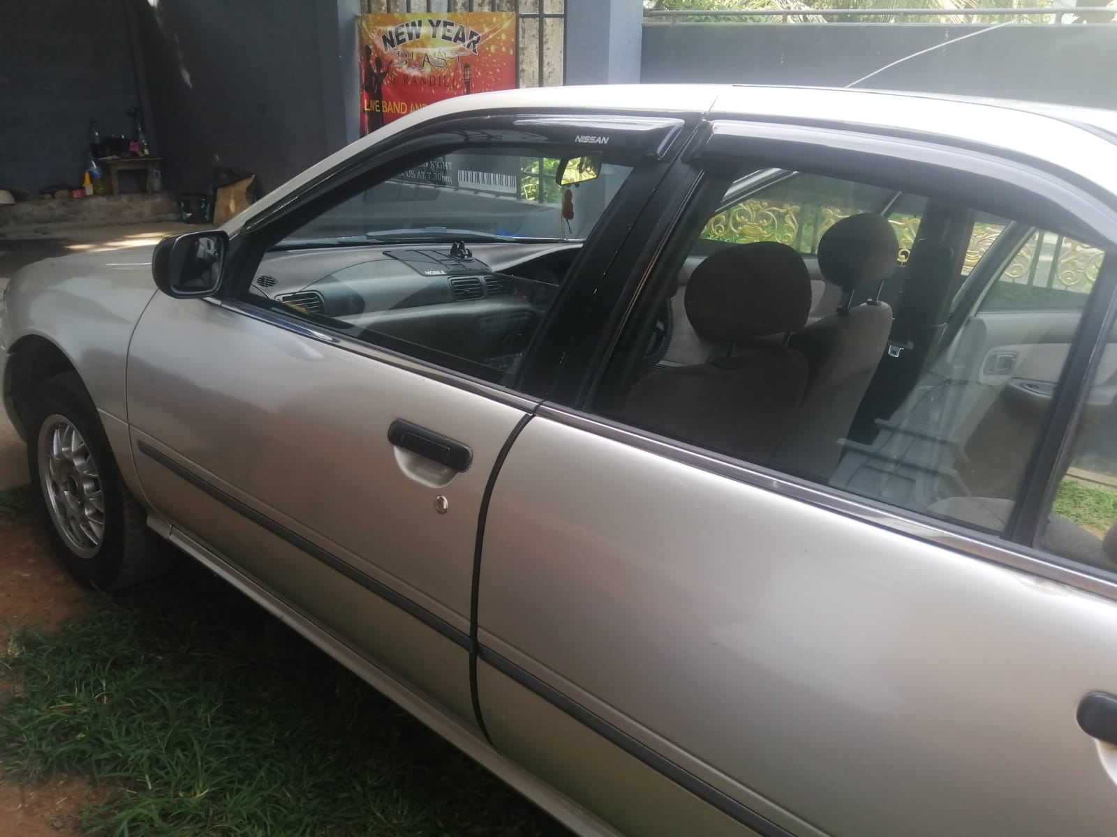 Nissan Sunny FB14 1996